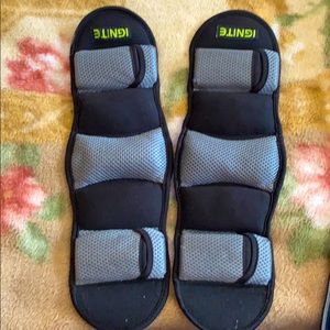 Ignite weights 41bs and Champion sweater